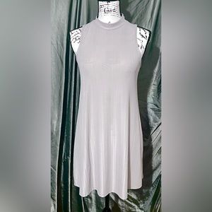 Sleeveless dress